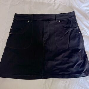 Athleta Sporty Skirt (XL)